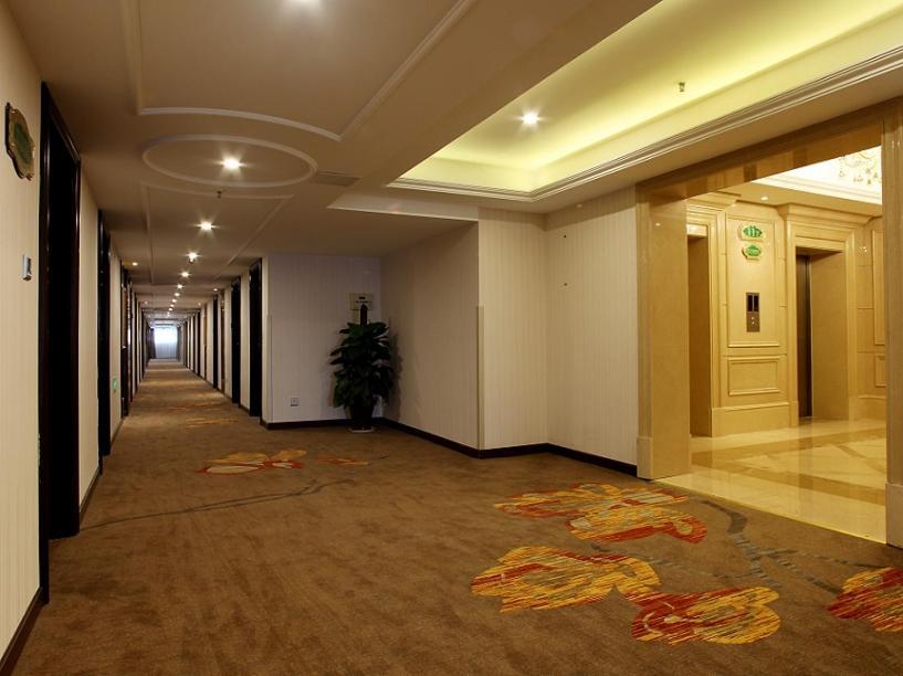 Vienna International Hotel Changzhou Railway Station Bagian luar foto